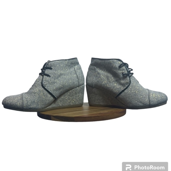 TOMS Gray/Gold Metallic Linen Desert Wedge Ankle Boots/Booties Size 9.5 - Picture 5 of 9